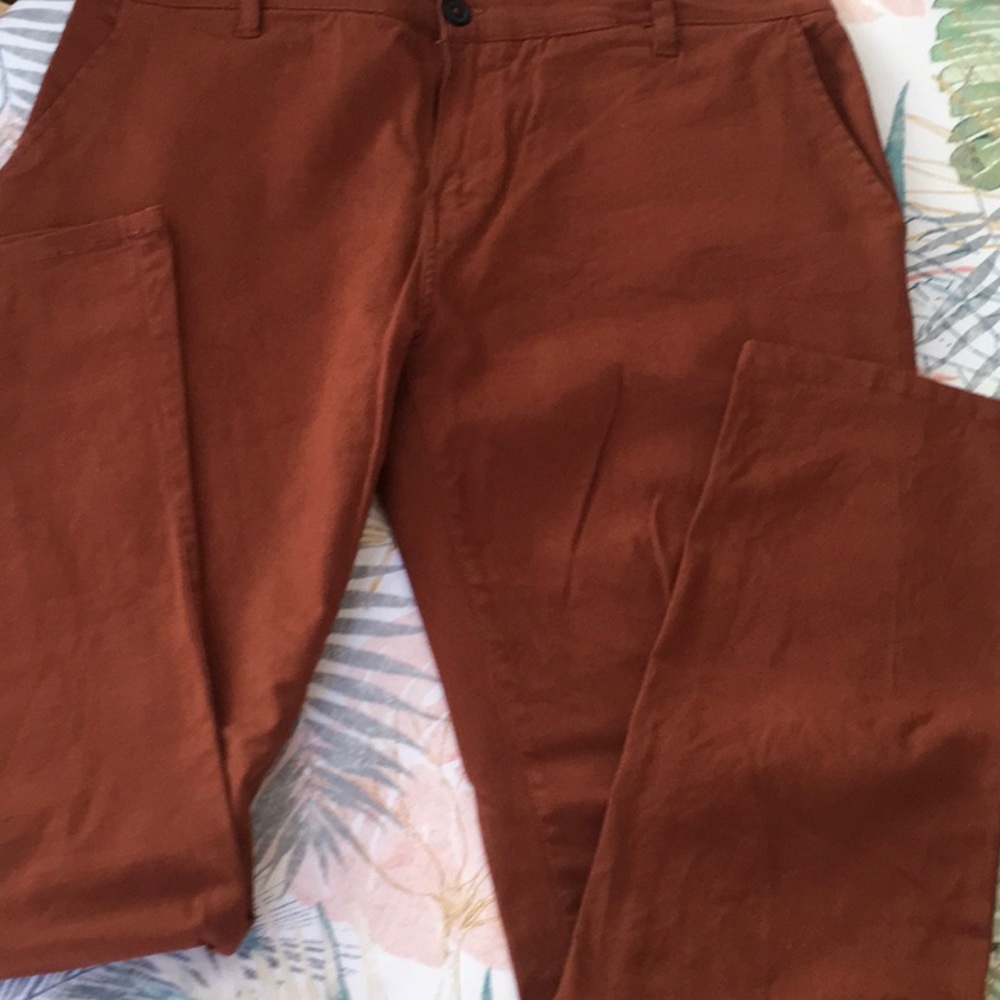 NWOT Kenneth Cole Reaction slim fit chinos